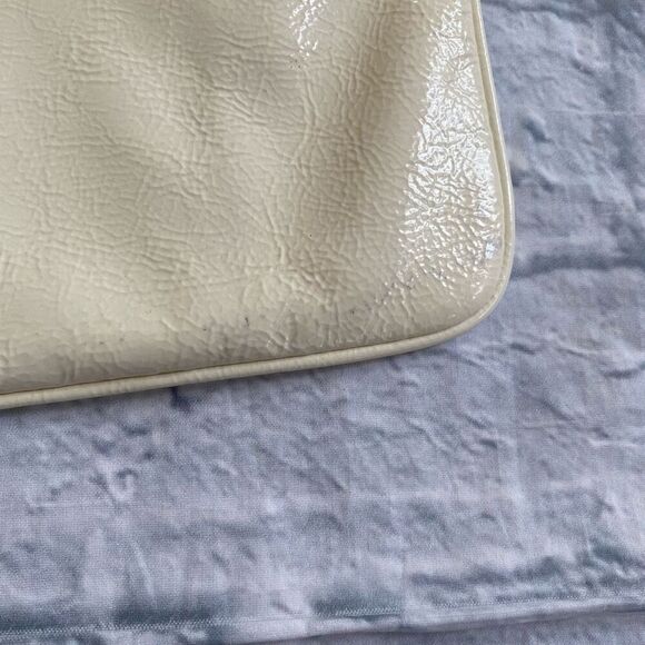 Coach wristlet zipper close clutch purse white 10.5”x5.5” - Picture 5 of 12